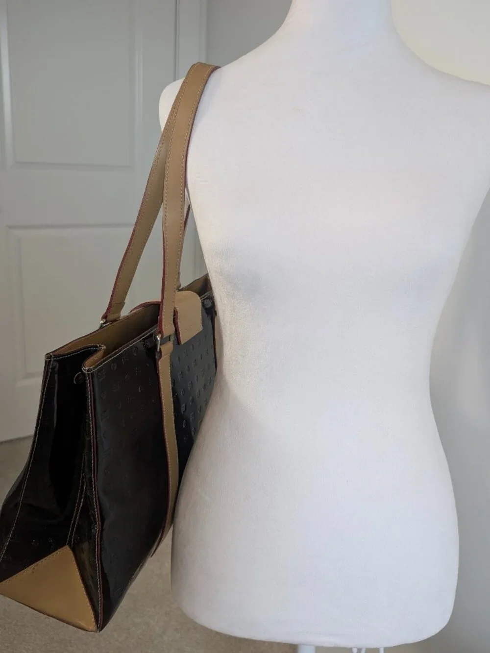 Arcadia Leather Shoulder Bag